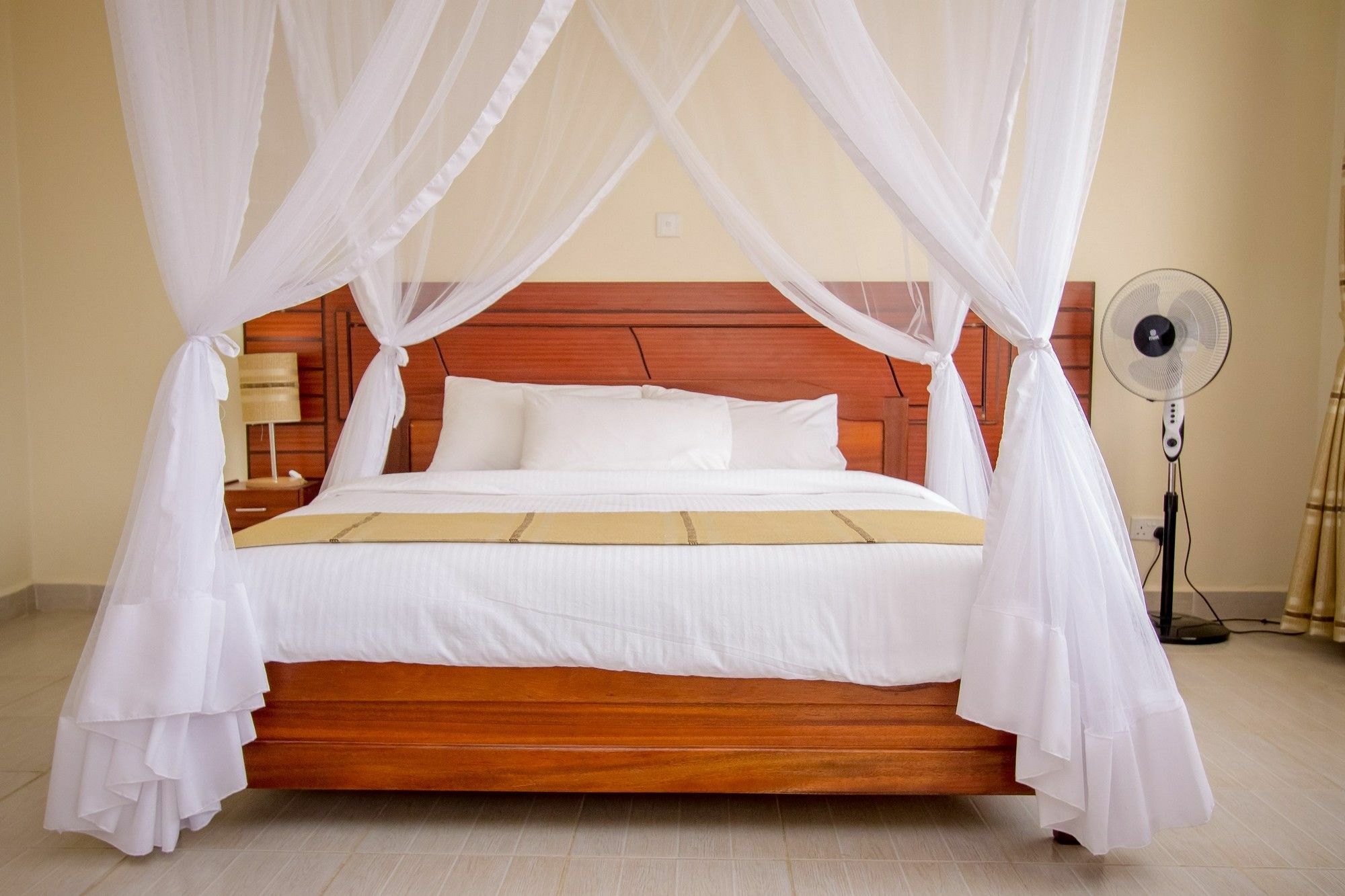 Corat Africa Hotel Отель 3*