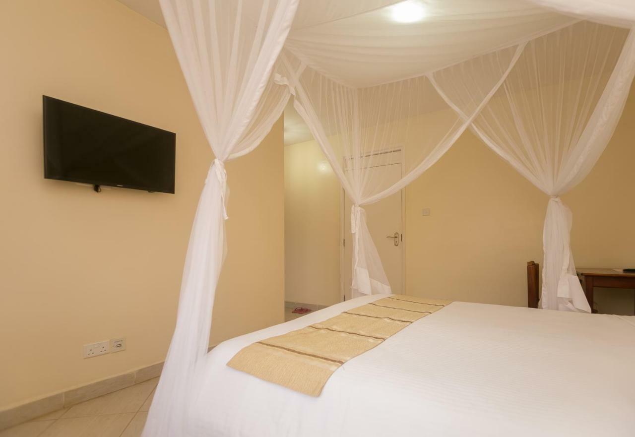 Corat Africa Hotel Отель 3*